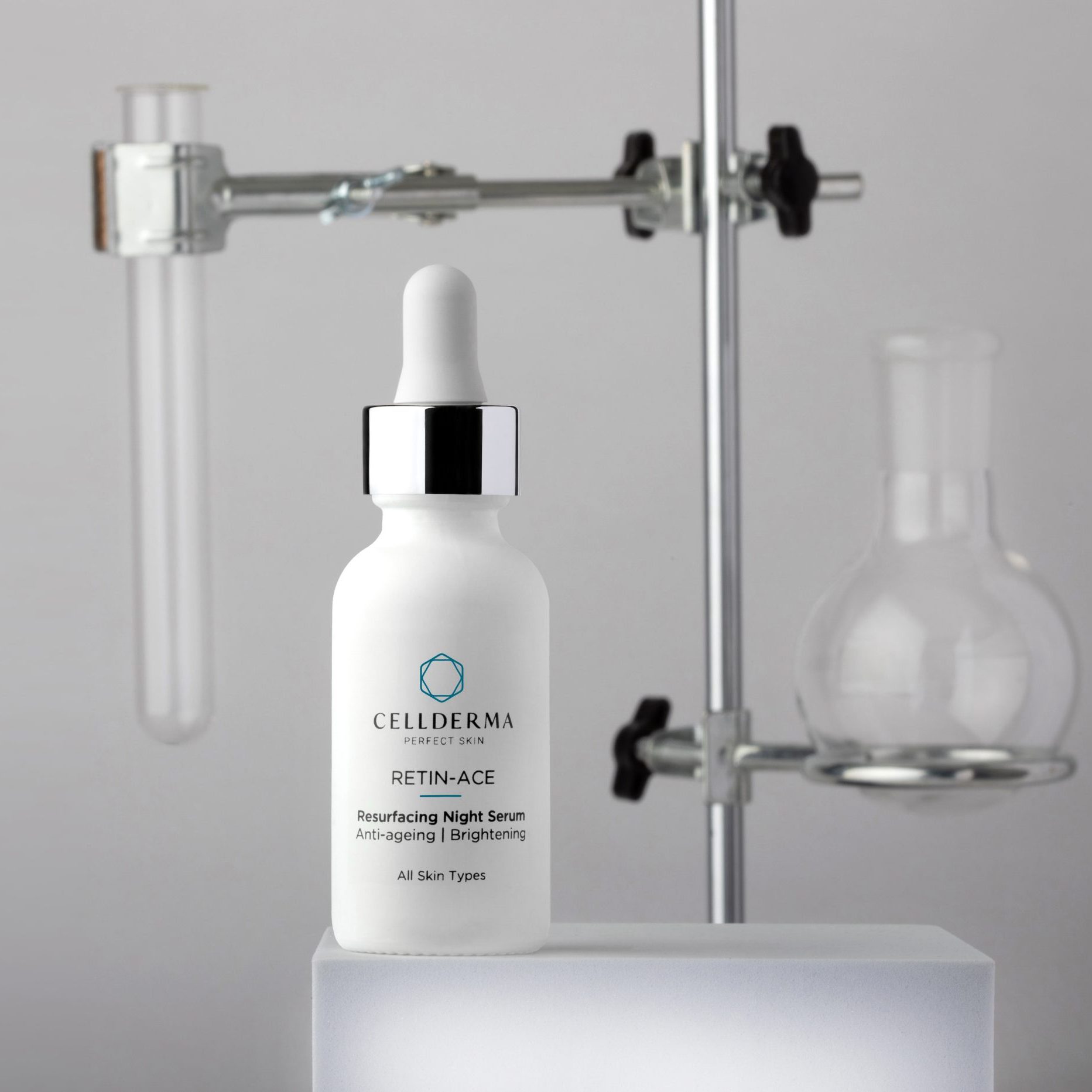 CellDerma Retin-ACE Test Tube Beaker Content Image