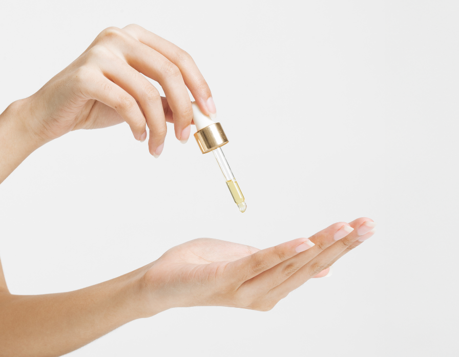 CellDerma Serum Hands Pipette Content Image